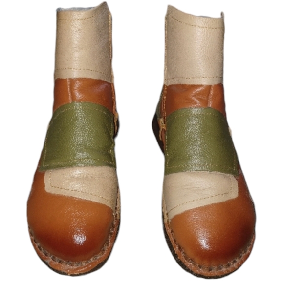 Booties - Picture 2 of 6